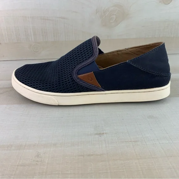 OluKai Pehuea Slip On Navy Shoes - Picture 2 of 11